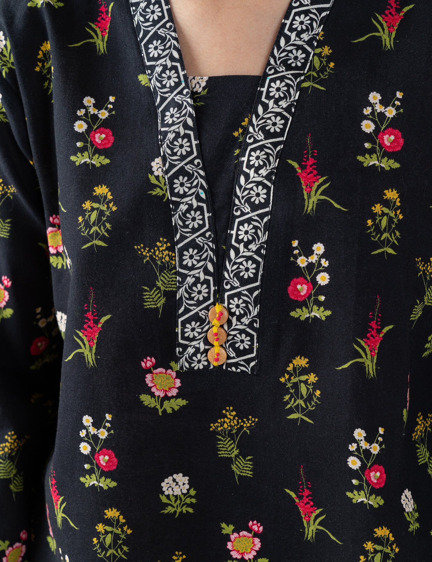 2 PIECE FLORAL PRINTED SUIT