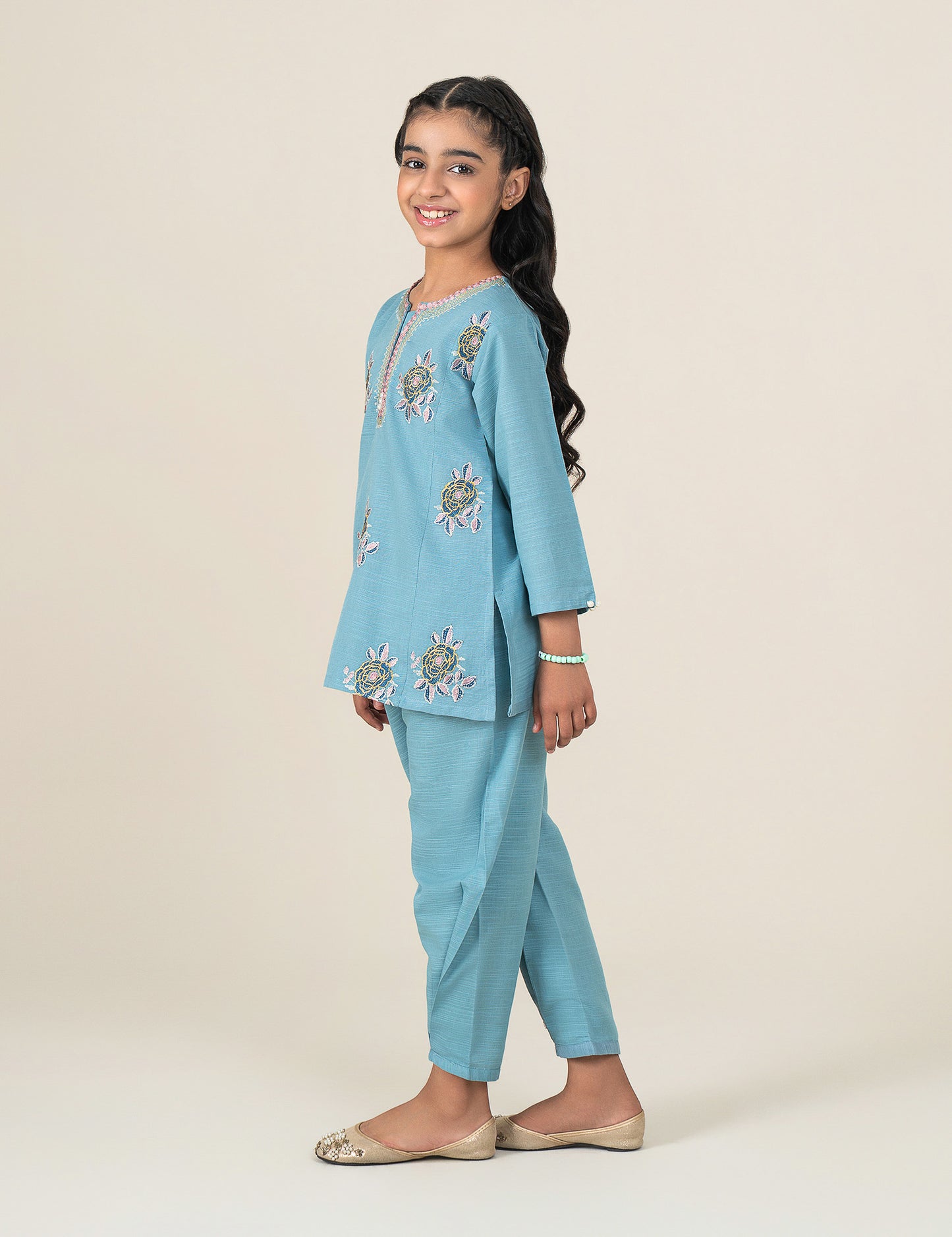 2 PIECE ROSE EMBROIDERED SUIT