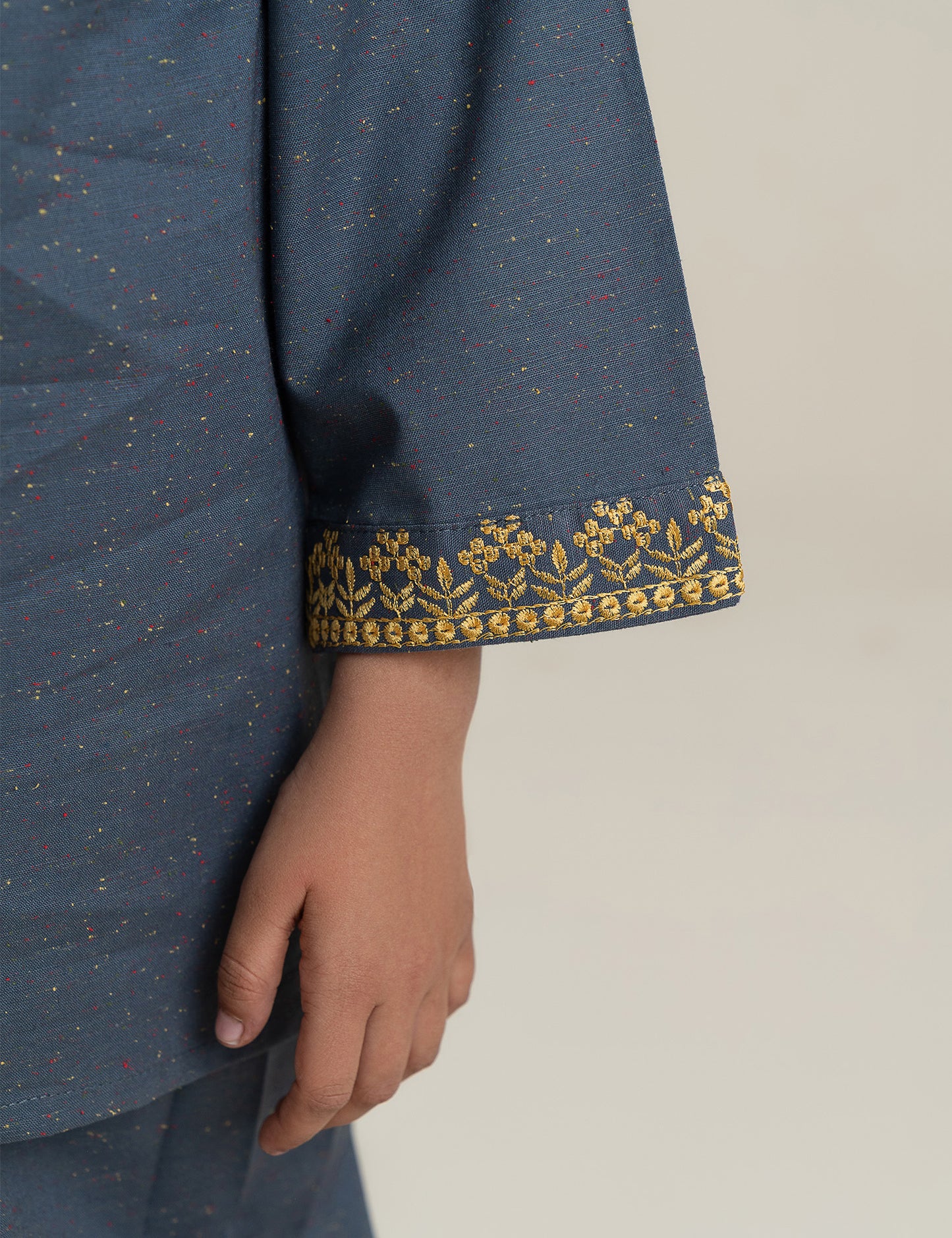 2 PIECE CONTRAST EMBROIDERED SUIT