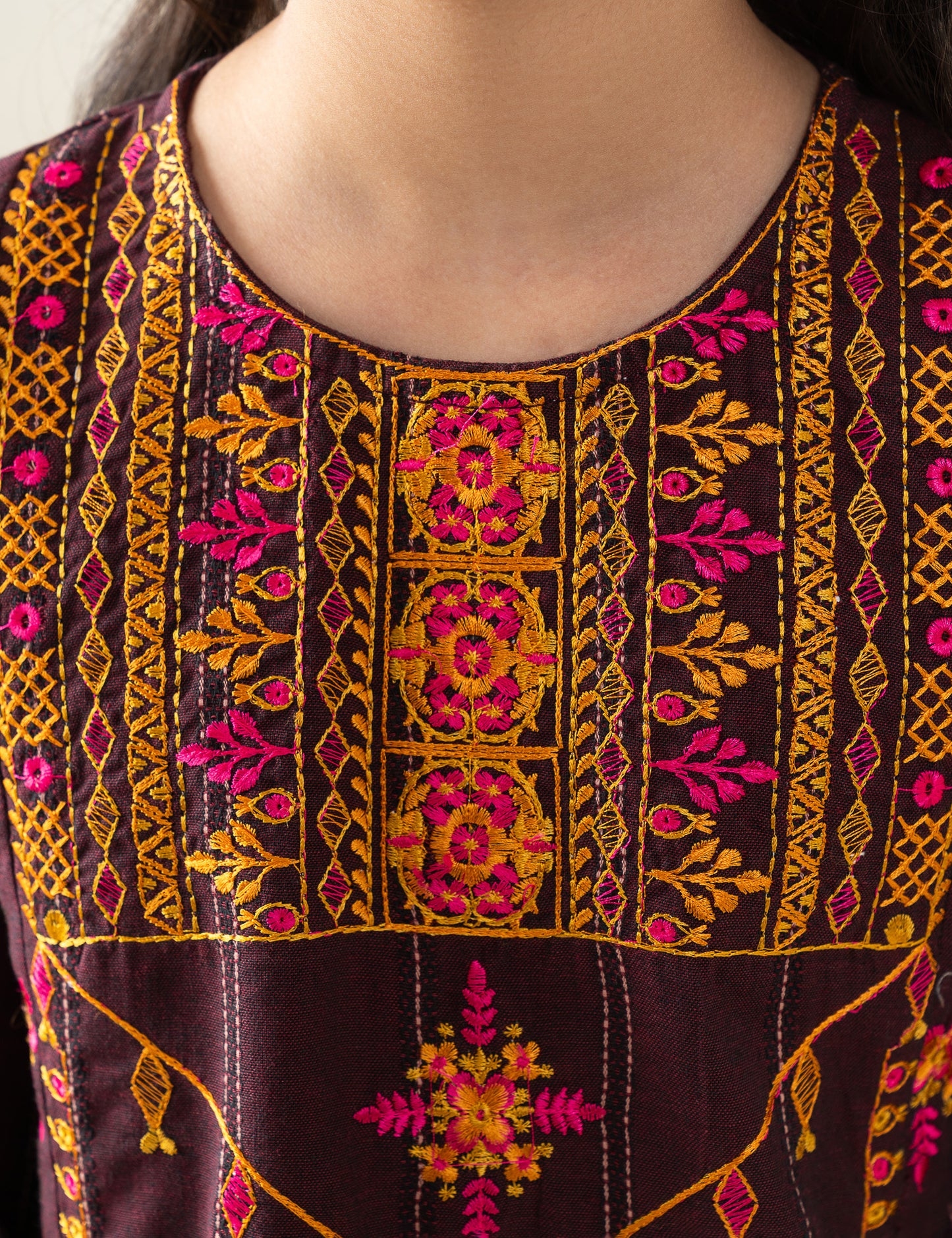 2 PIECE FLORAL EMBROIDERED SUIT