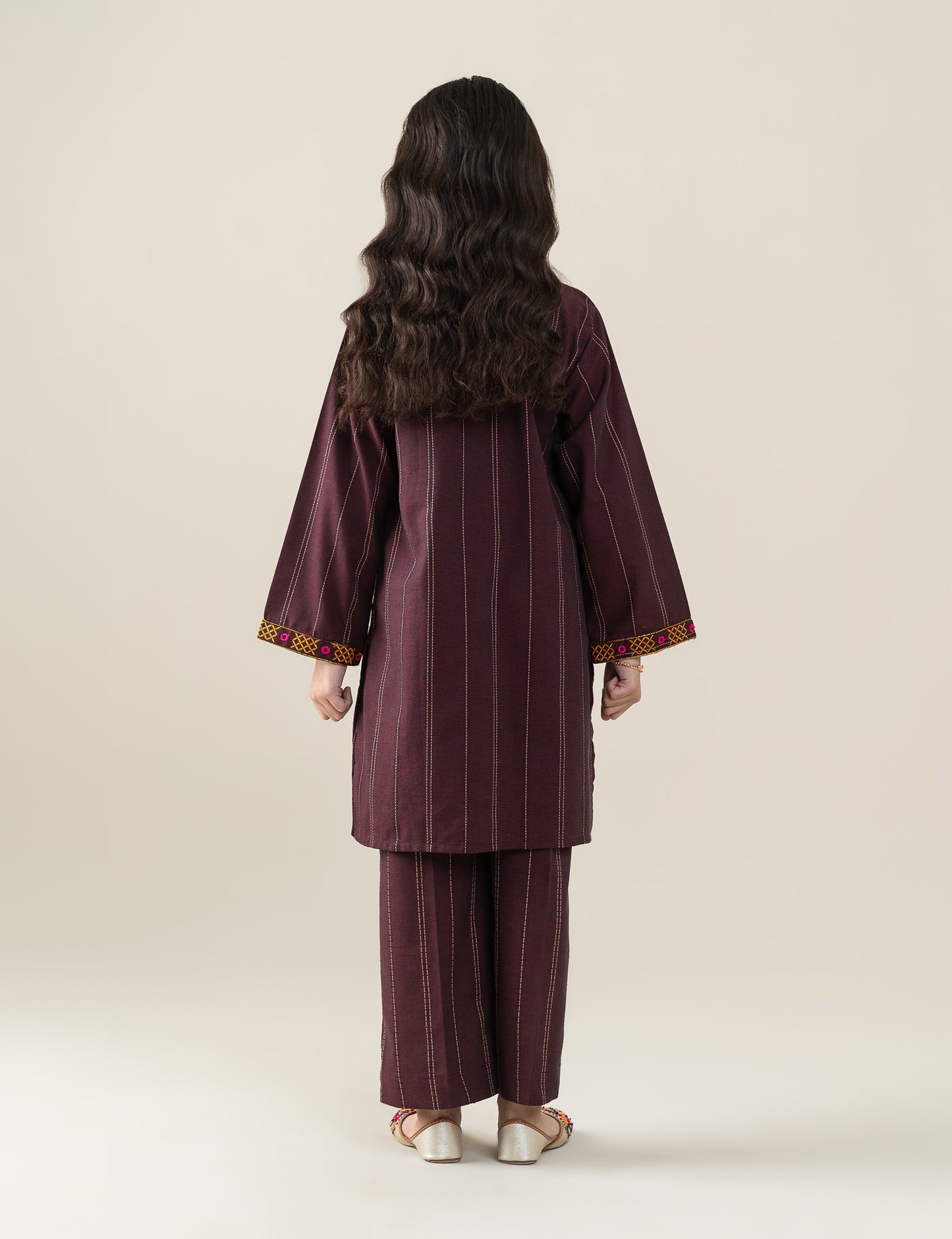 2 PIECE FLORAL EMBROIDERED SUIT