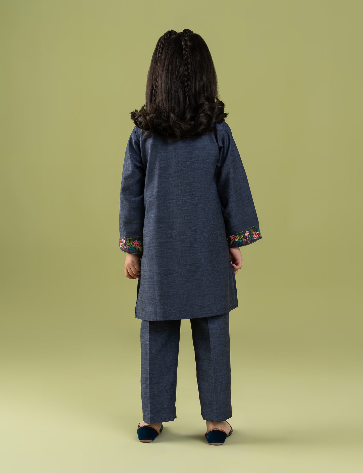 2 PIECE VIBRANT EMBROIDERED SUIT