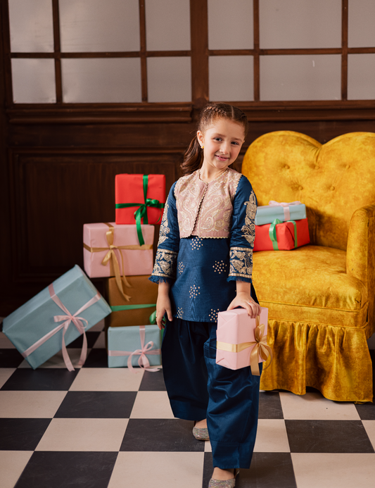 2 PIECE FLORAL EMBROIDERED WAISTCOAT SUIT