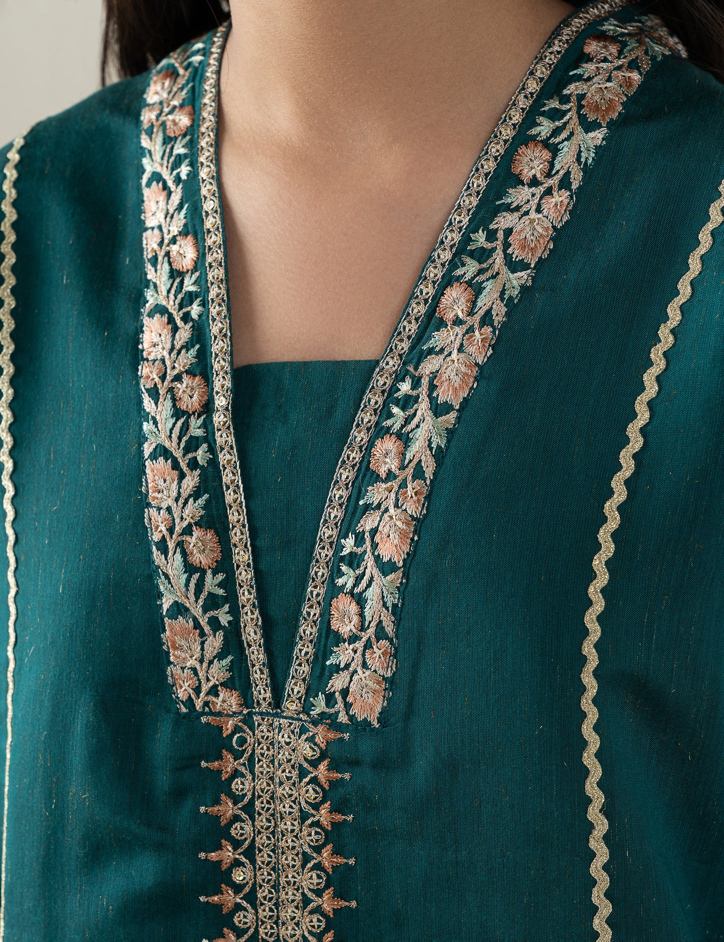 2 PIECE ETHNIC EMBROIDERED SUIT