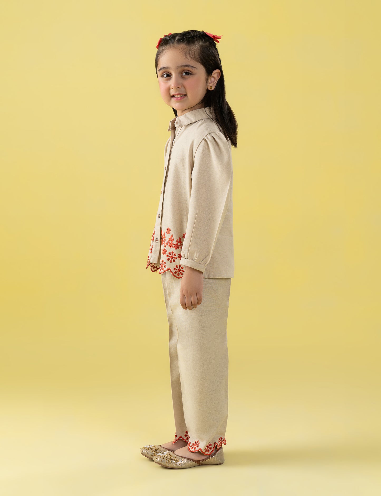 2 PIECE FLORAL EMBROIDERED SUIT