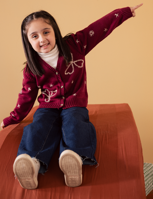 EMBROIDERED HEART KNITTED CARDIGAN