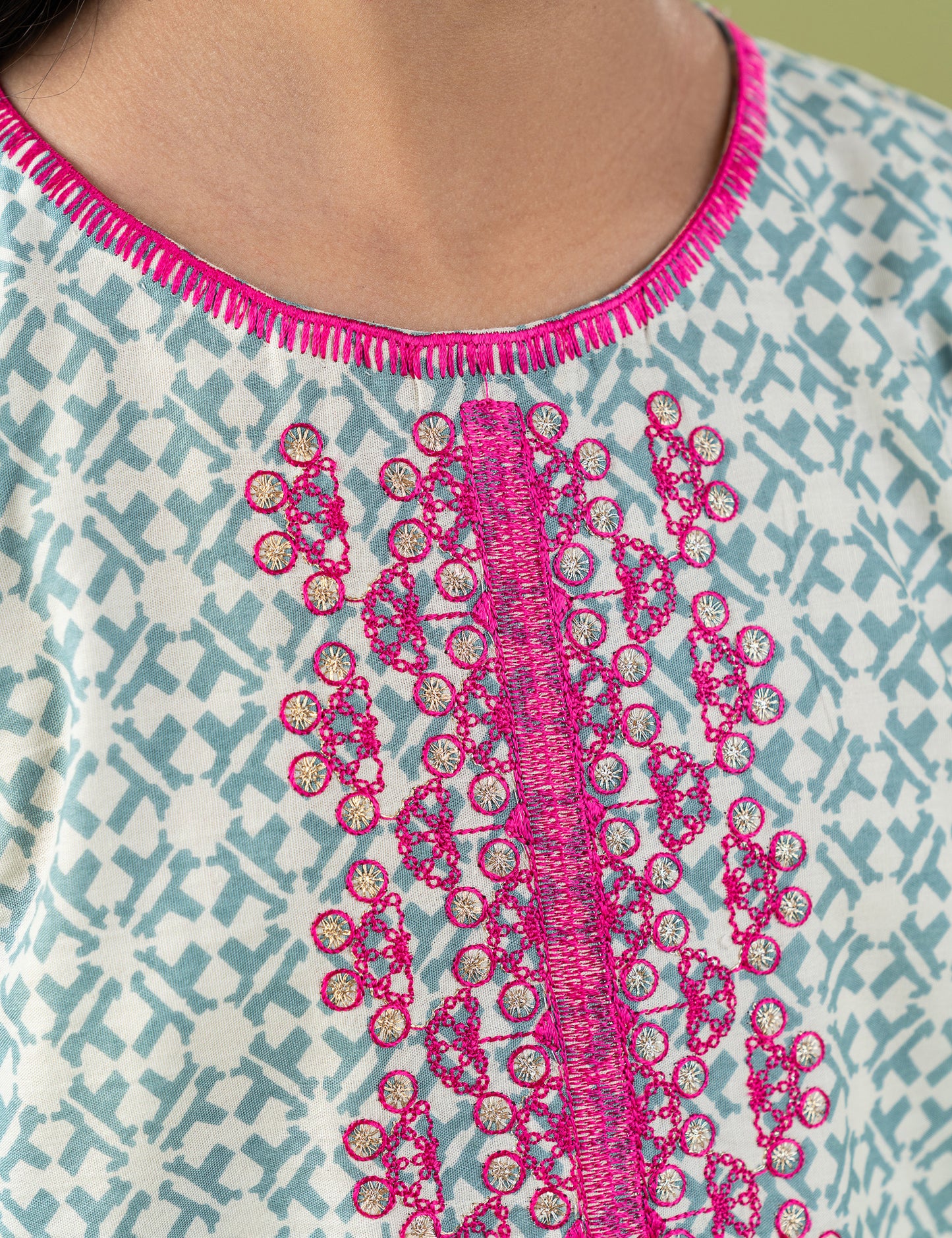 2 PIECE EMBROIDERED SUIT