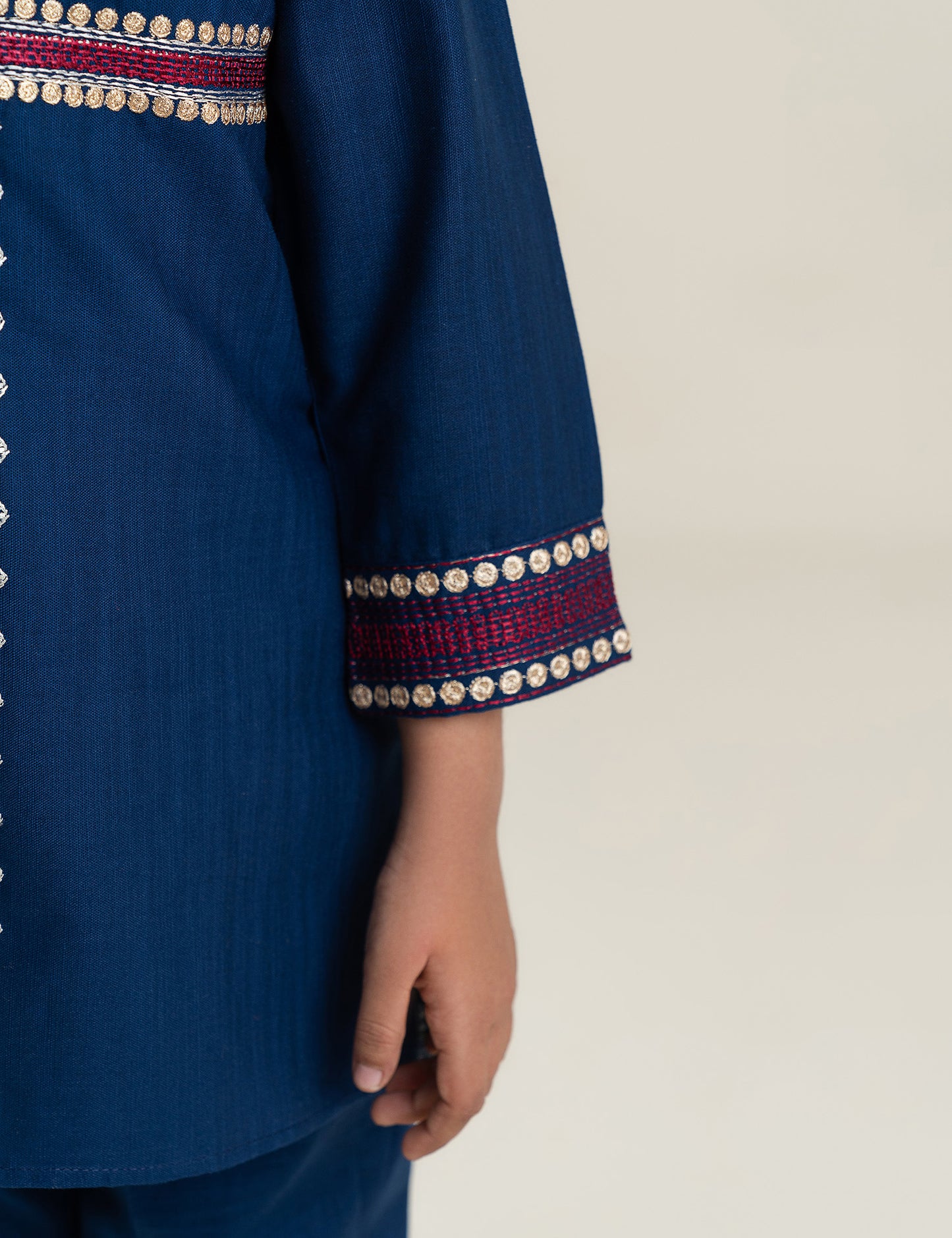 2 PIECE CONTRAST EMBROIDERED SUIT