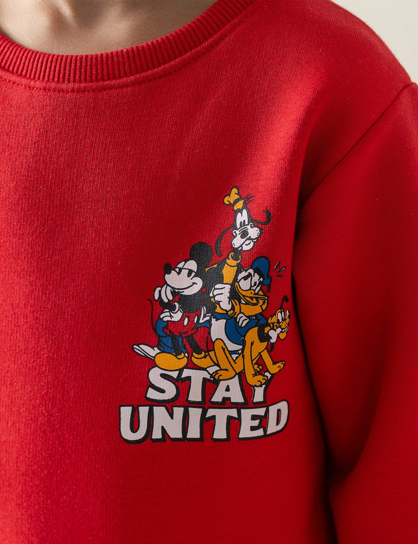 STAY UNITED PRINTED SWEATSHIRT