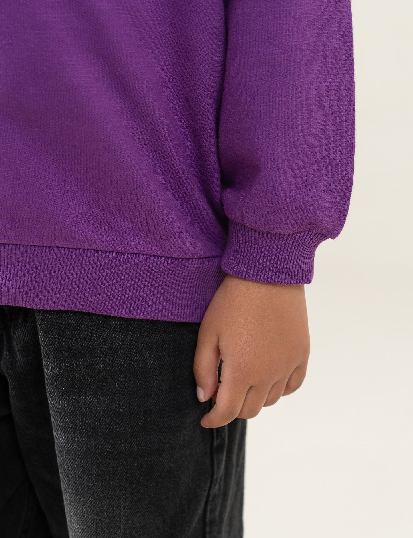 BUTTERFLY FLORAL GRAPHIC SWEATSHIRT