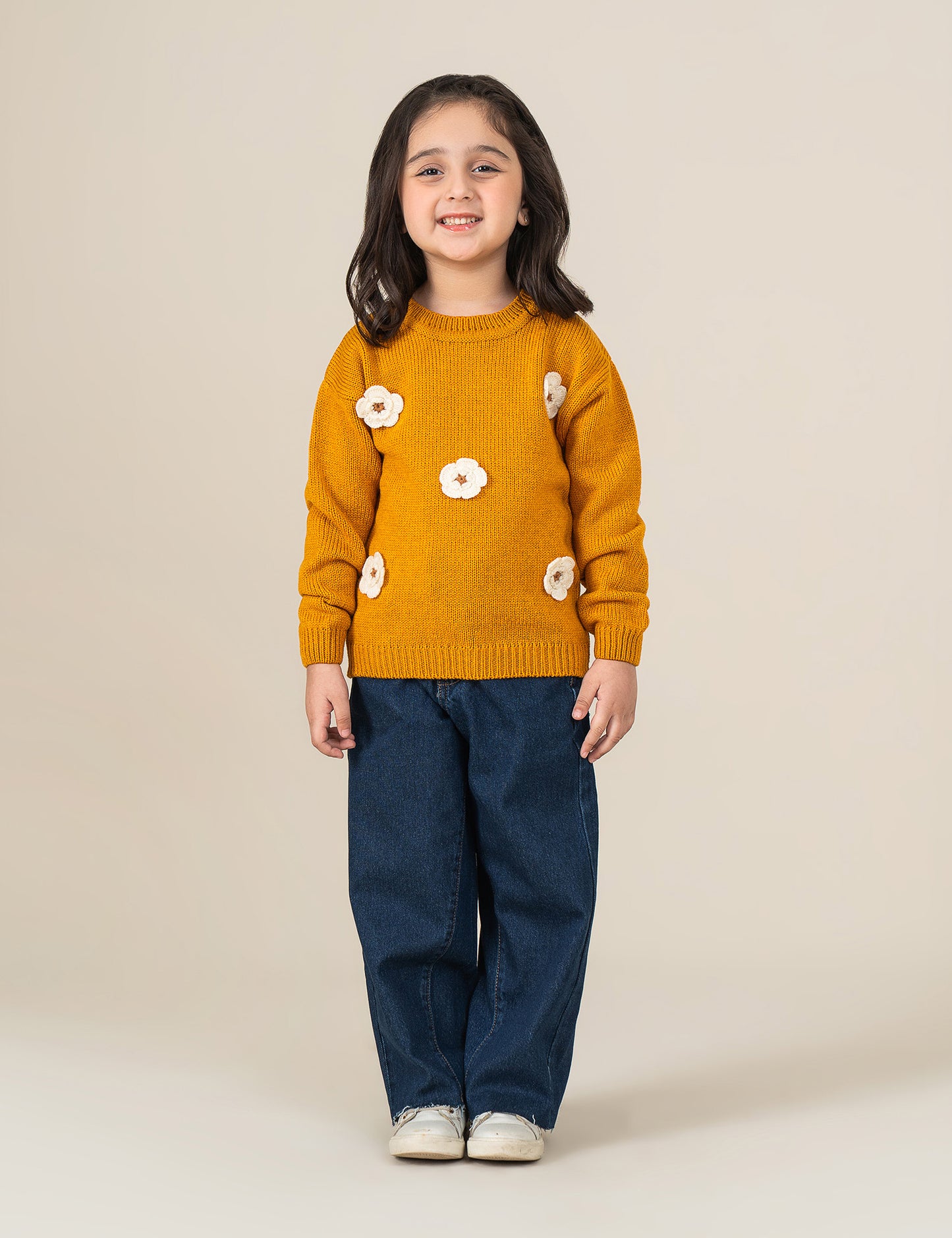 FLORAL APPLIQUE KNITTED SWEATER