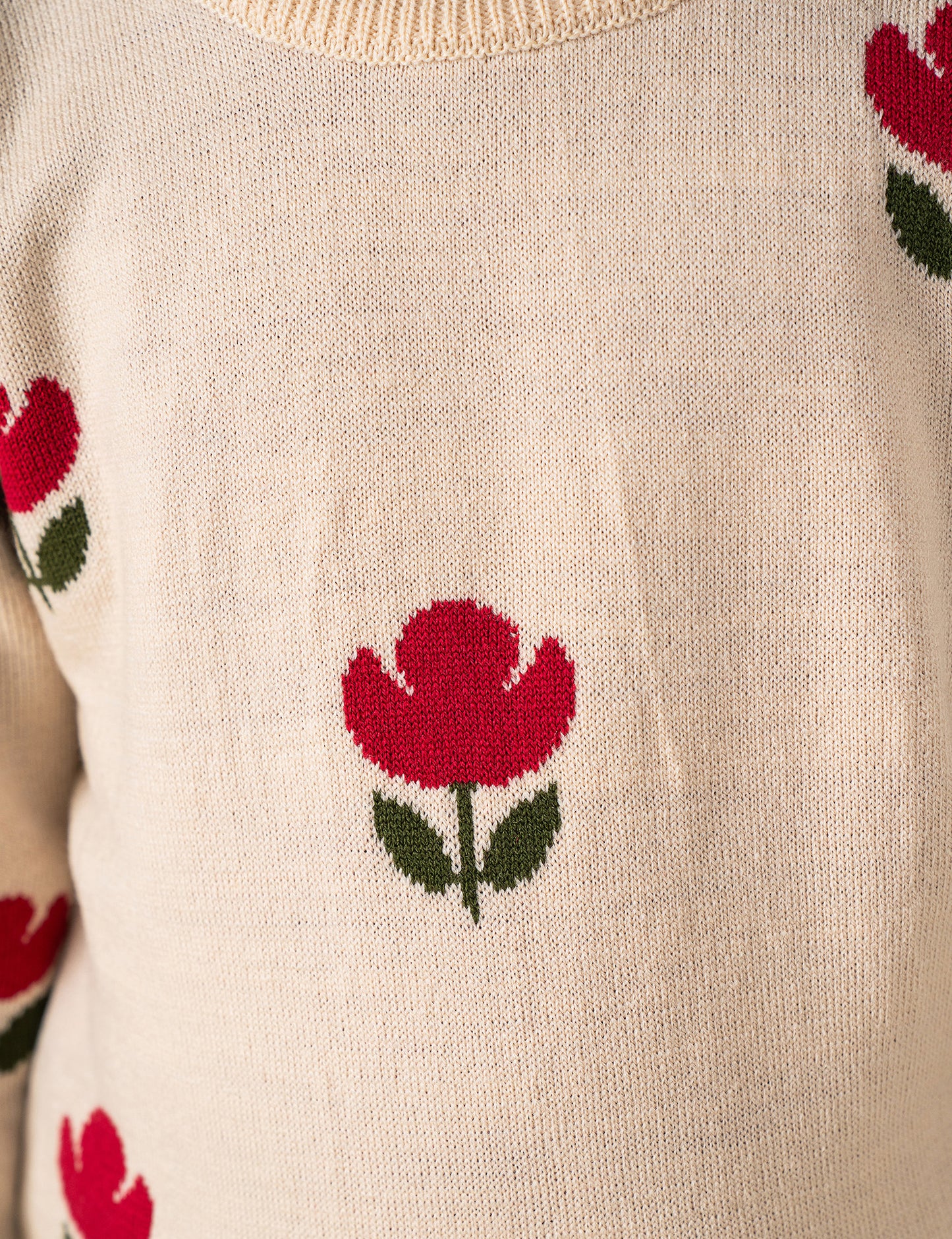 FLORAL KNITTED SWEATER