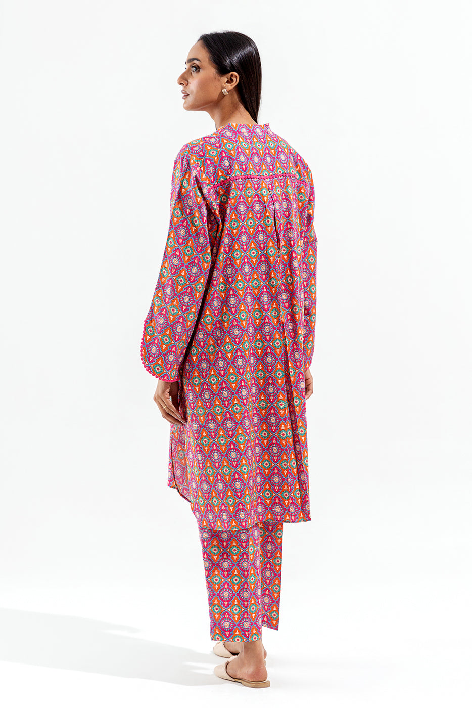 2 PIECE PRINTED LAWN  SUIT (PRET)