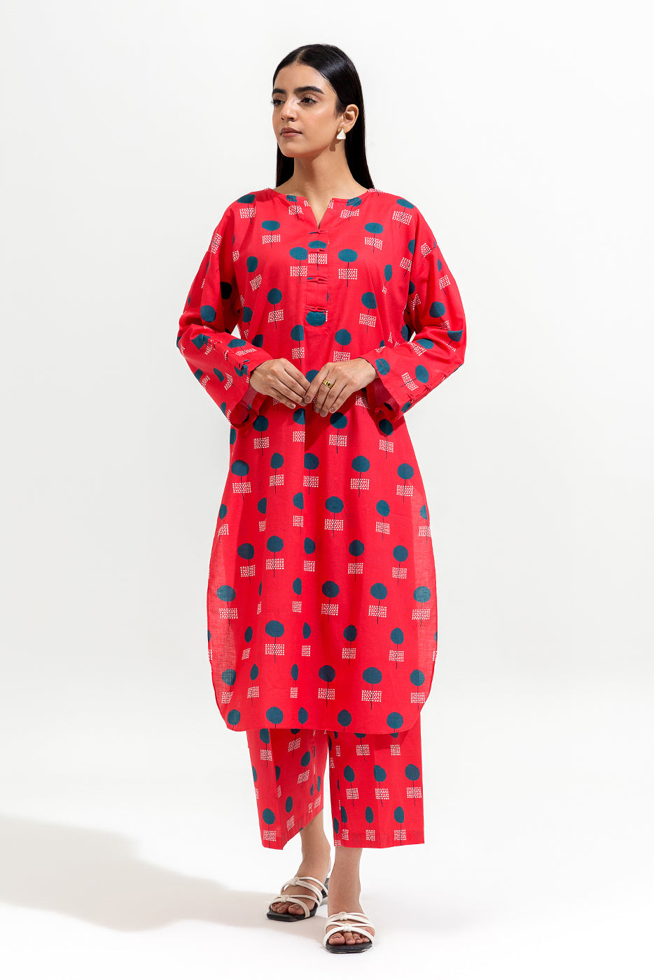 2 PIECE PRINTED LAWN SUIT (PRET)