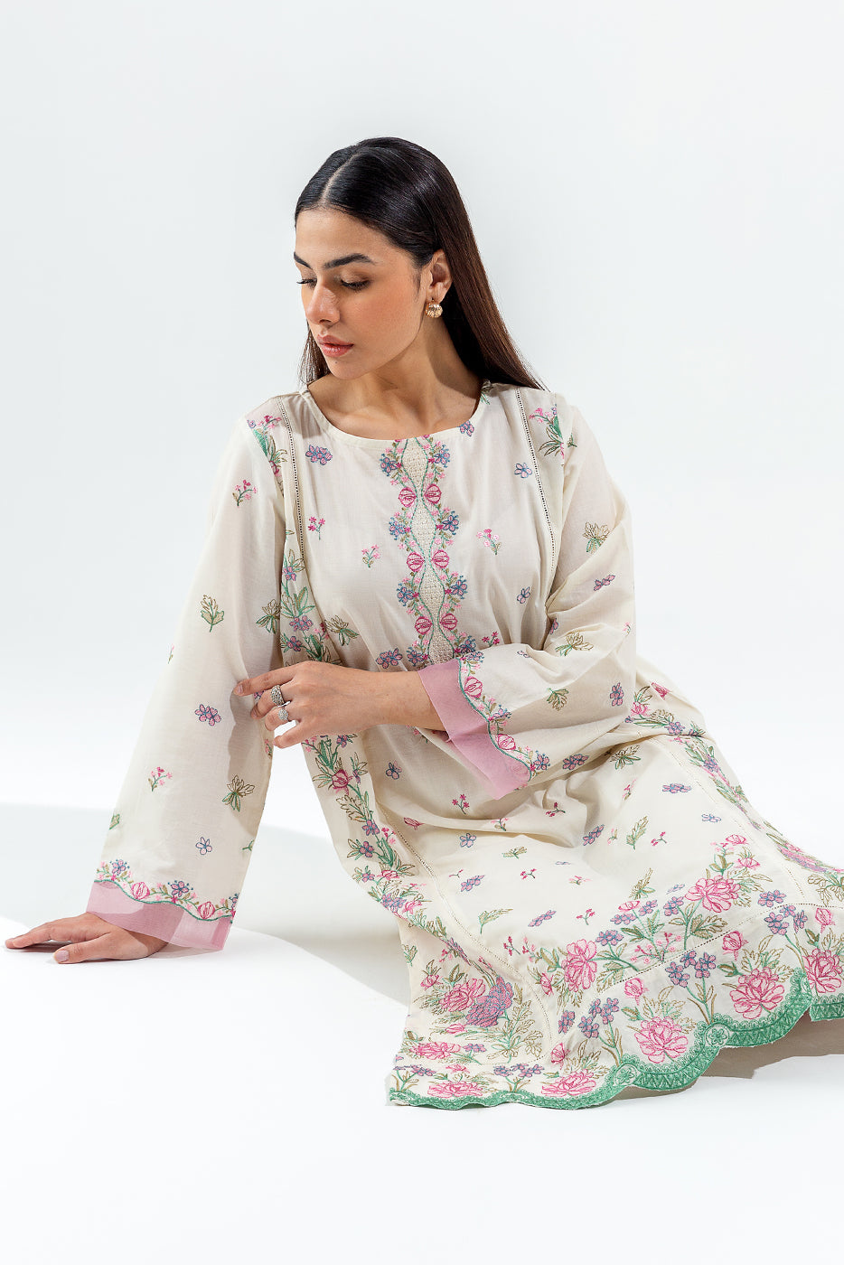 2 PIECE EMBROIDERED DYED LAWN SUIT (PRET) - BEECHTREE