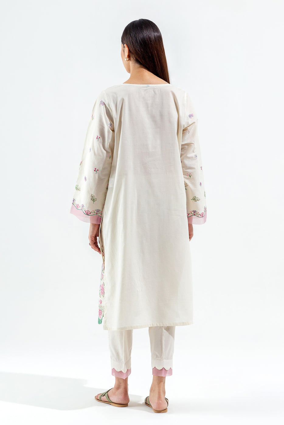 2 PIECE EMBROIDERED DYED LAWN SUIT (PRET)