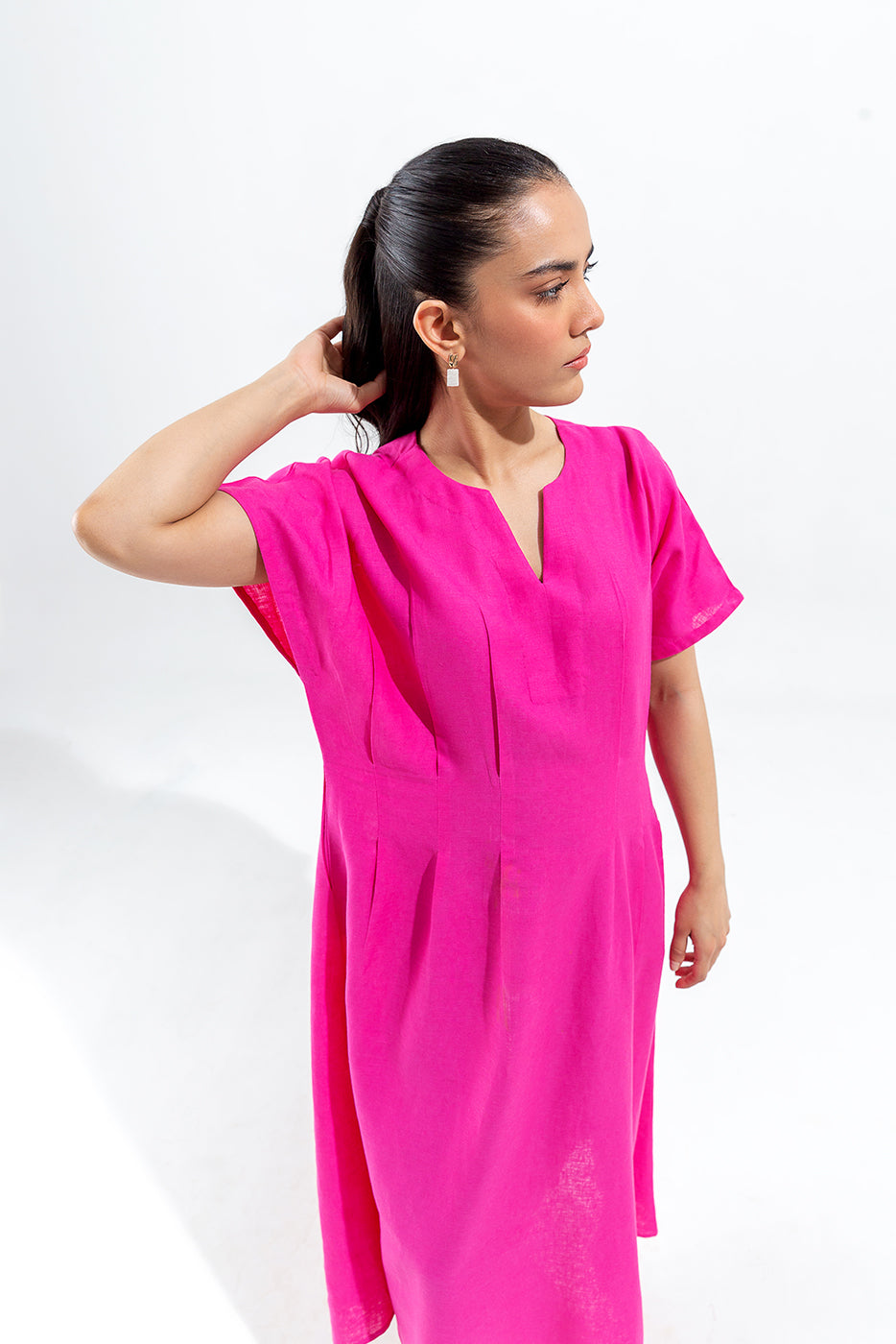 PINK LOOSE FIT PLEATED DRESS - BEECHTREE