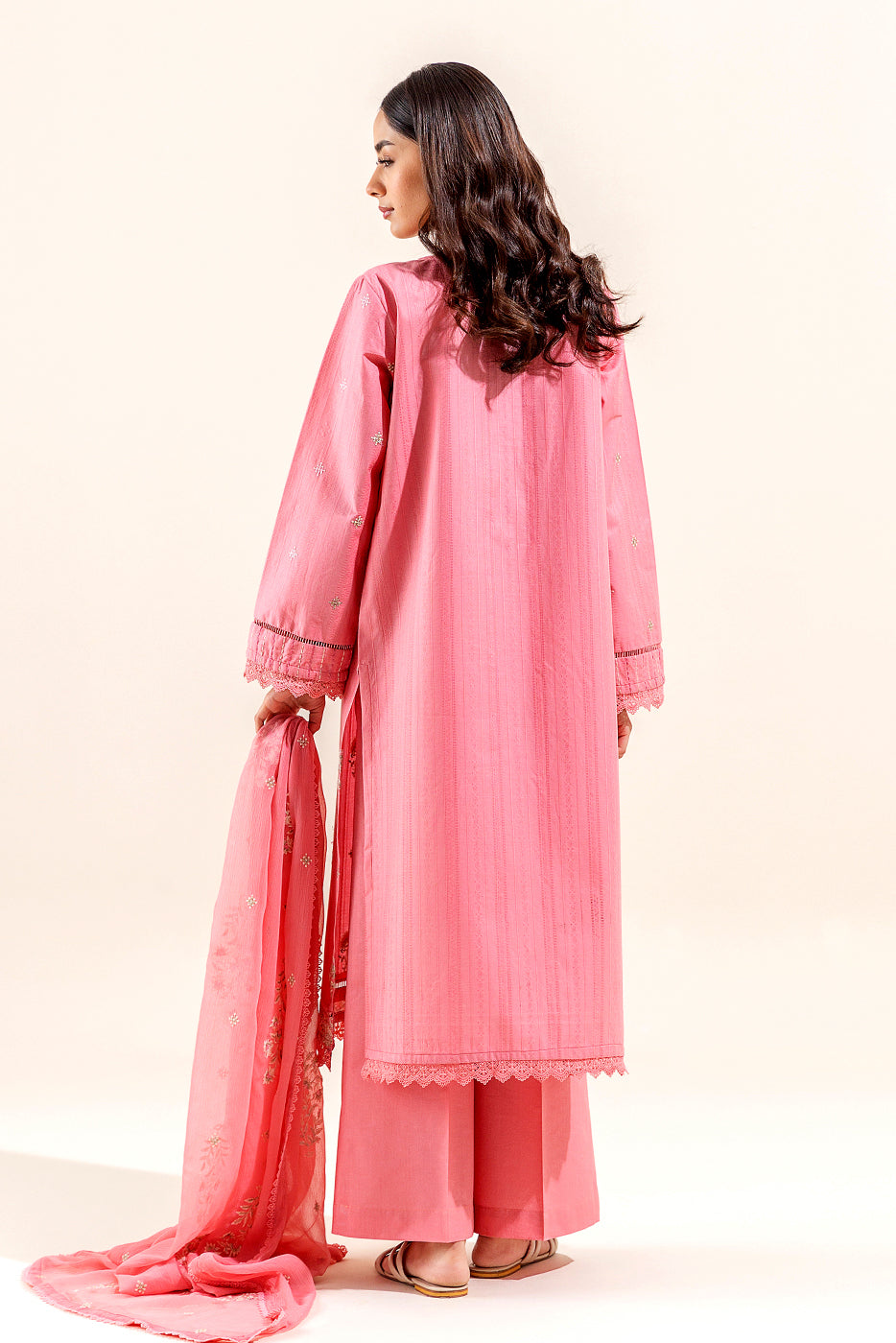 3 PIECE EMBROIDERED TEXTURED LAWN SUIT (UNSTITCHED)