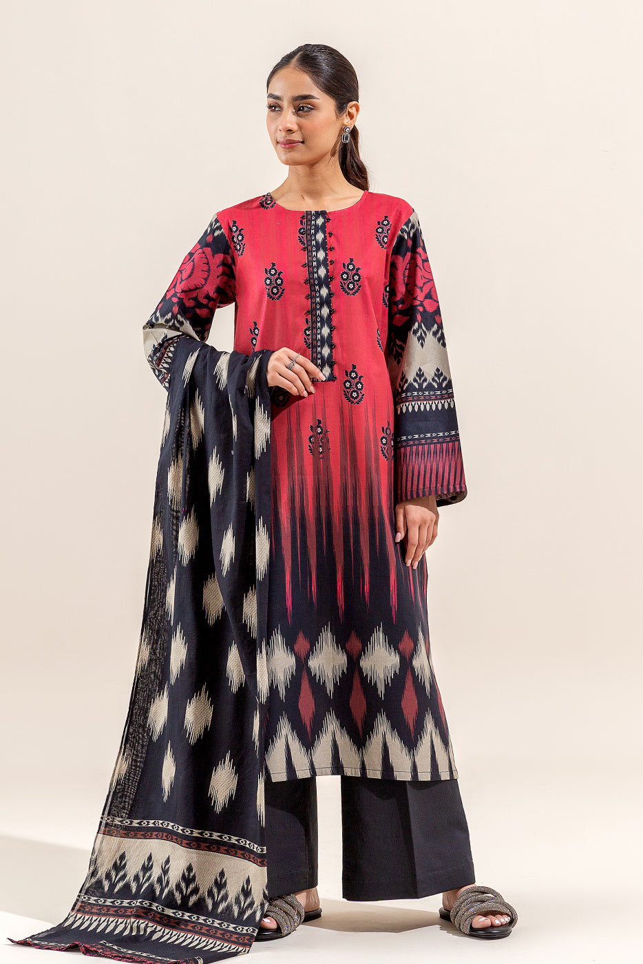 3 PIECE PRINTED LAWN SUIT (UNSTITCHED)