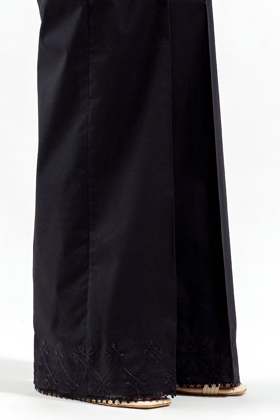 EMBROIDERED BOOTCUT PANTS