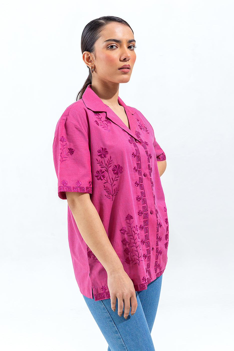 EMBROIDERED CHAMBREY SHIRT (PRET)