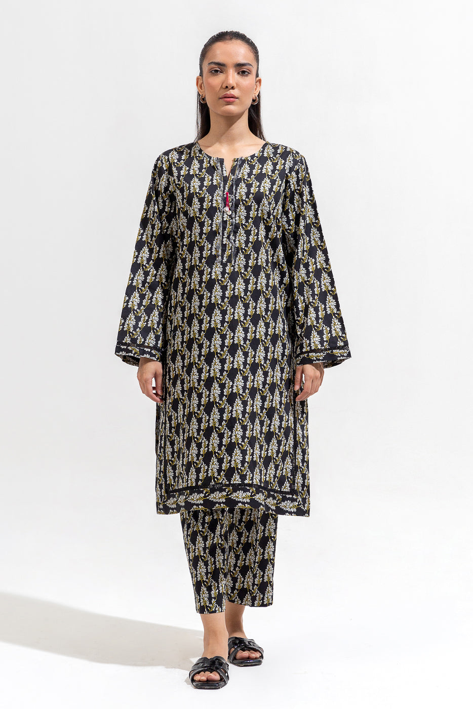 2 PIECE PRINTED PREMIUM LAWN SUIT (PRET)