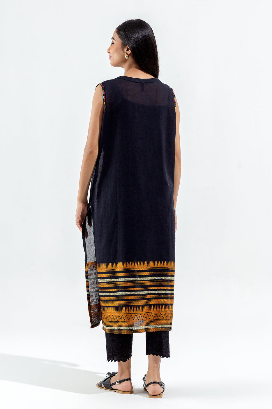 EMBROIDERED LAWN SHIRT (PRET)