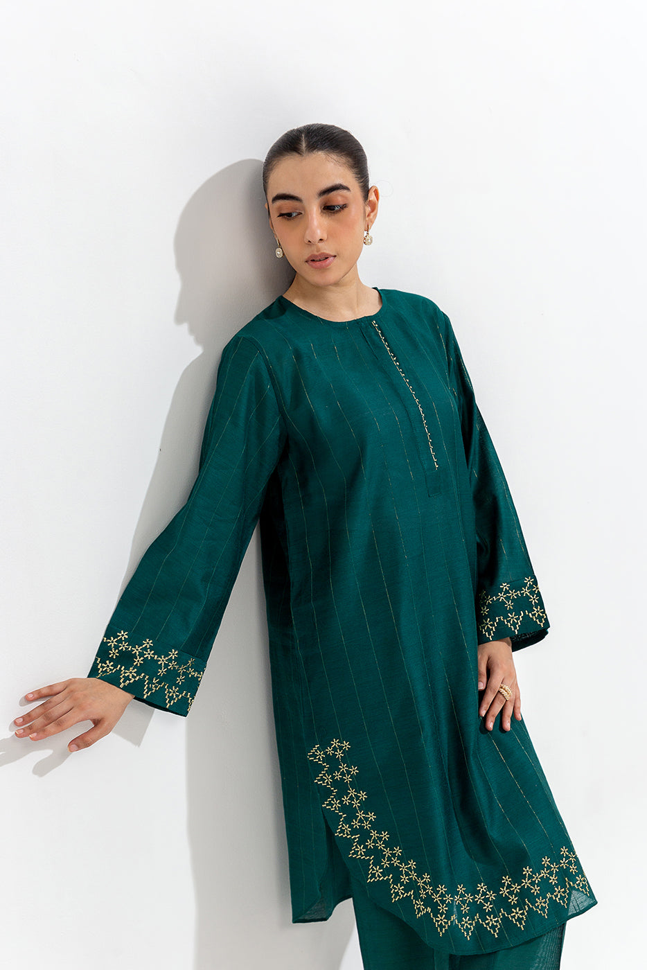 2 PIECE EMBROIDERED TWO TONE SUIT (LUXURY-PRET)