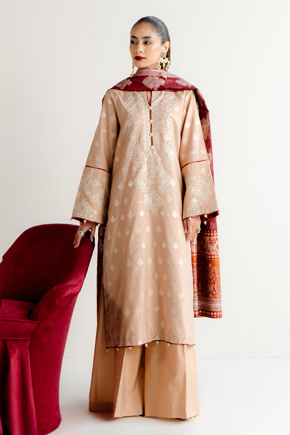 3 PIECE EMBROIDERED JACQUARD SUIT-TAUPE TREASURE (UNSTITCHED) - BEECHTREE