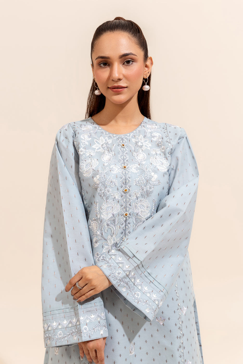 2 PIECE EMBROIDERED JACQUARD SUIT-ICEBERG VINES (UNSTITCHED)