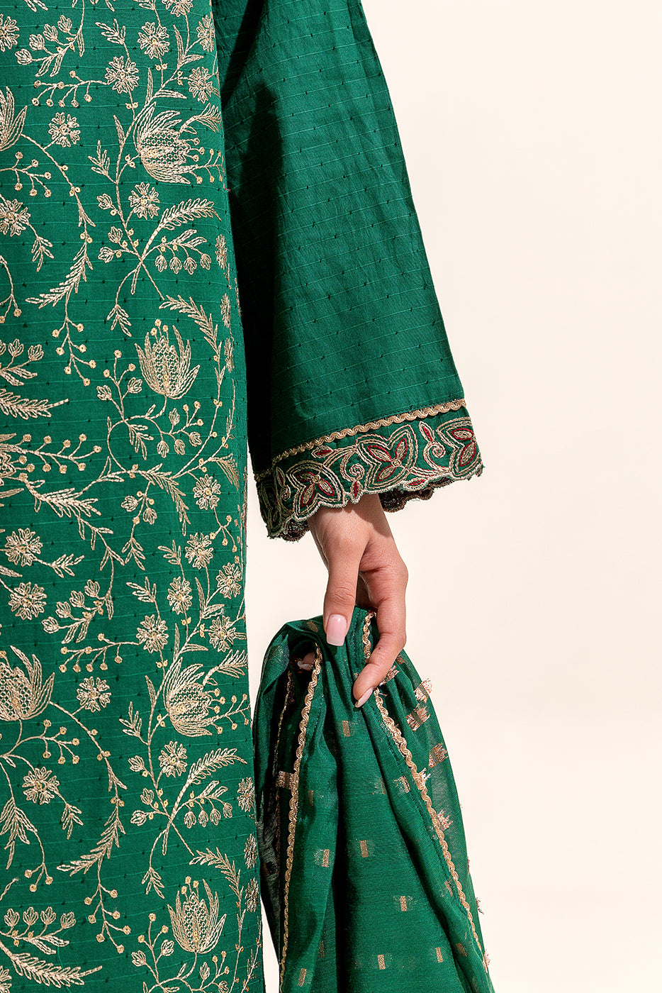 3 PIECE EMBROIDERED JACQUARD SUIT (UNSTITCHED)