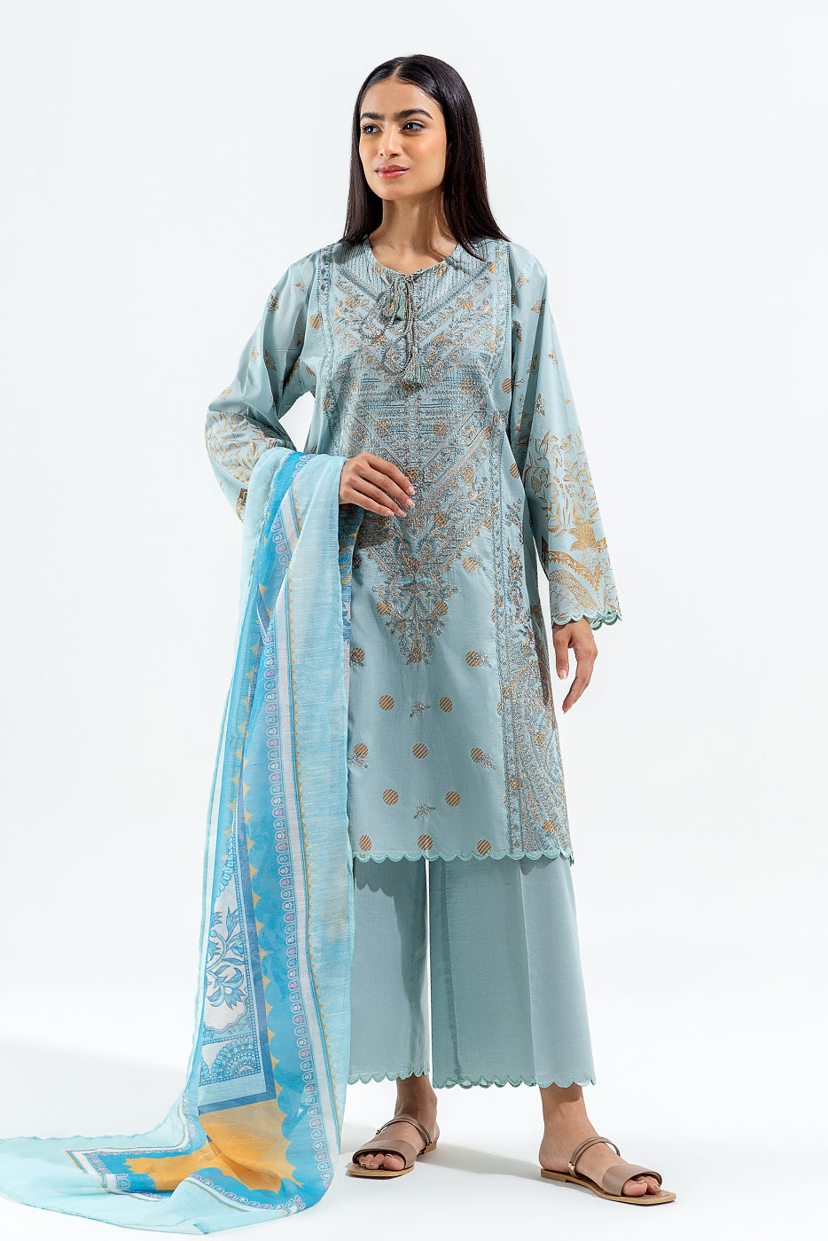 3 PIECE EMBROIDERED LAWN SUIT (LUXURY PRET)