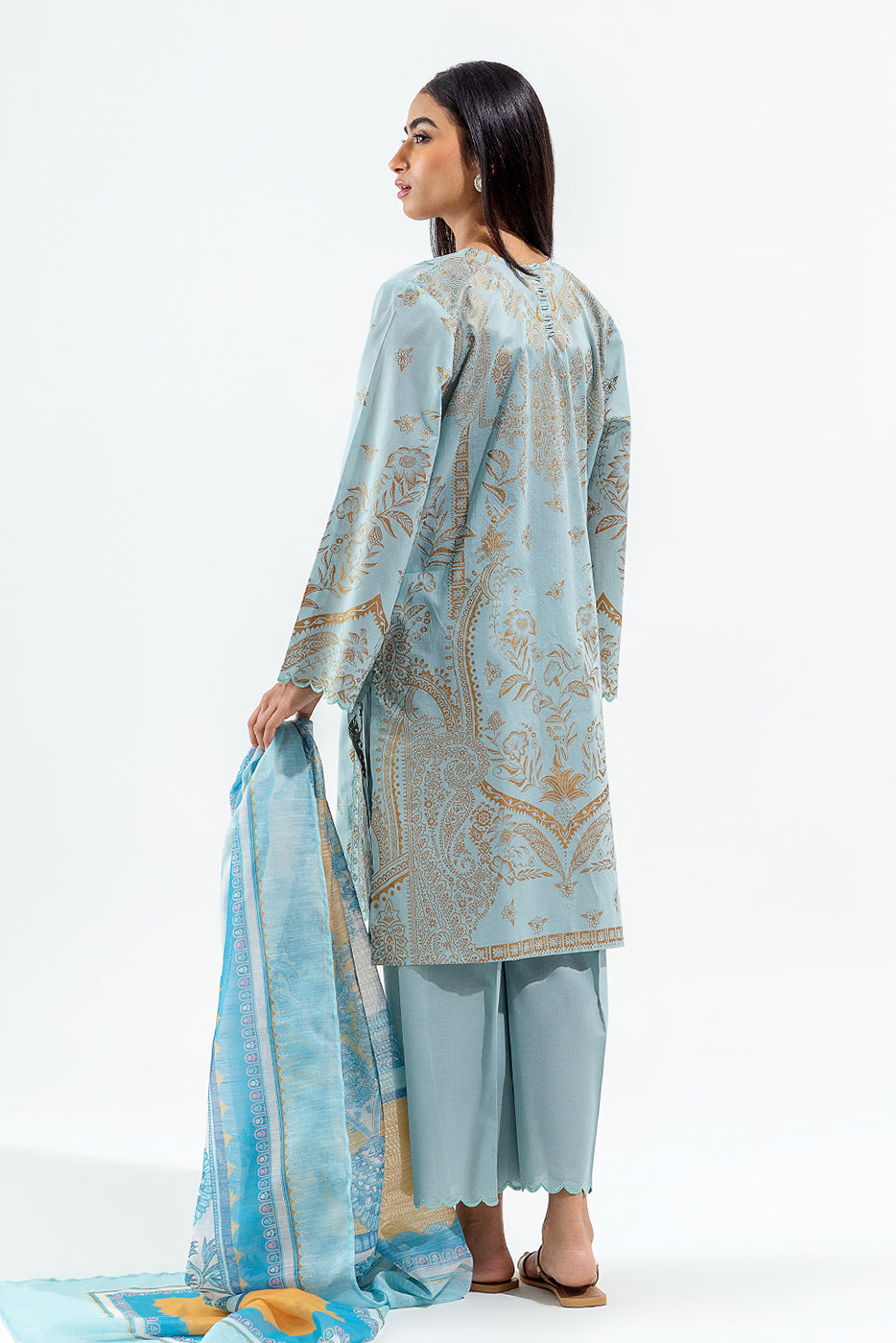 3 PIECE EMBROIDERED LAWN SUIT (LUXURY PRET)