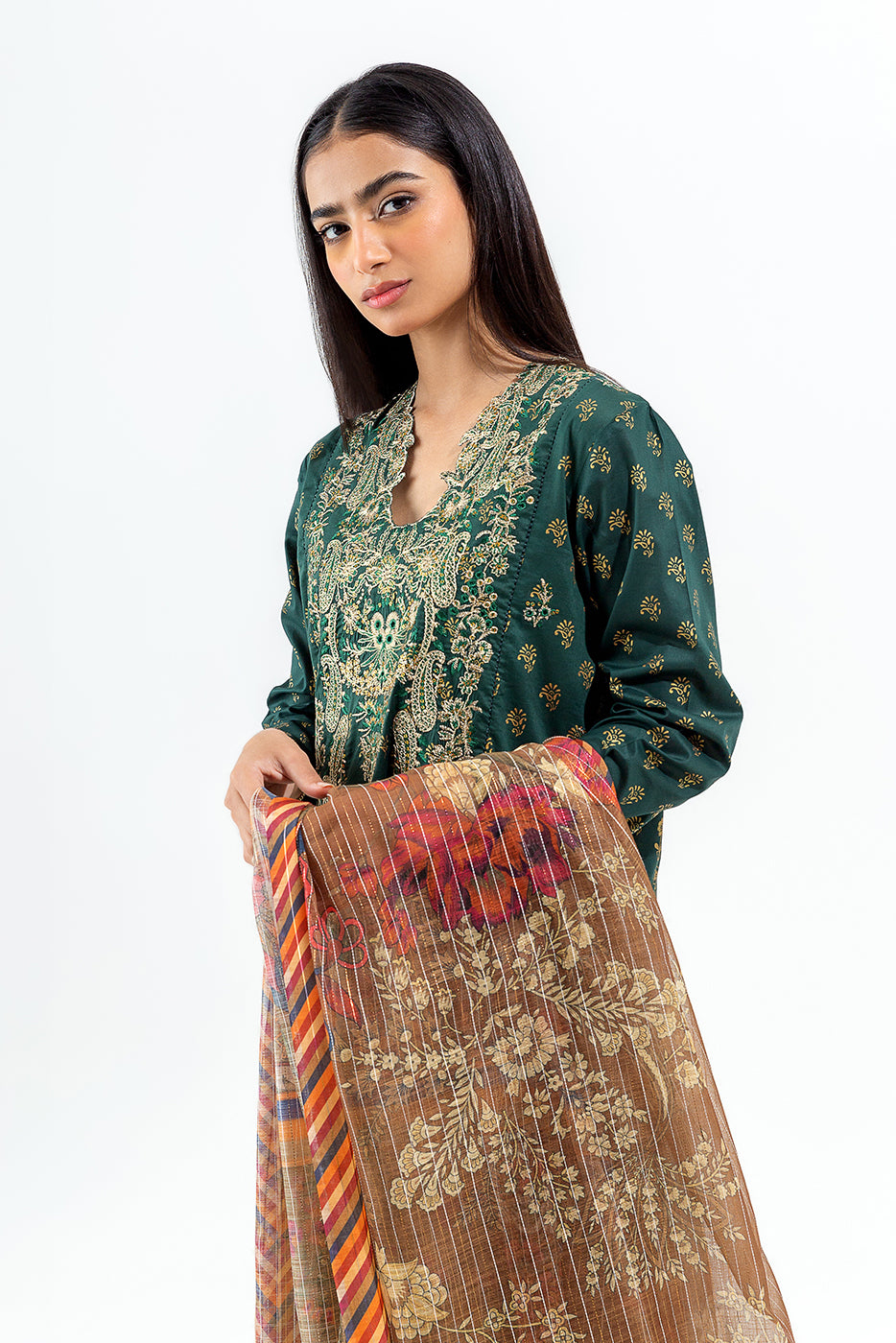 3 PIECE EMBROIDERED LAWN SUIT (LUXURY PRET) - BEECHTREE