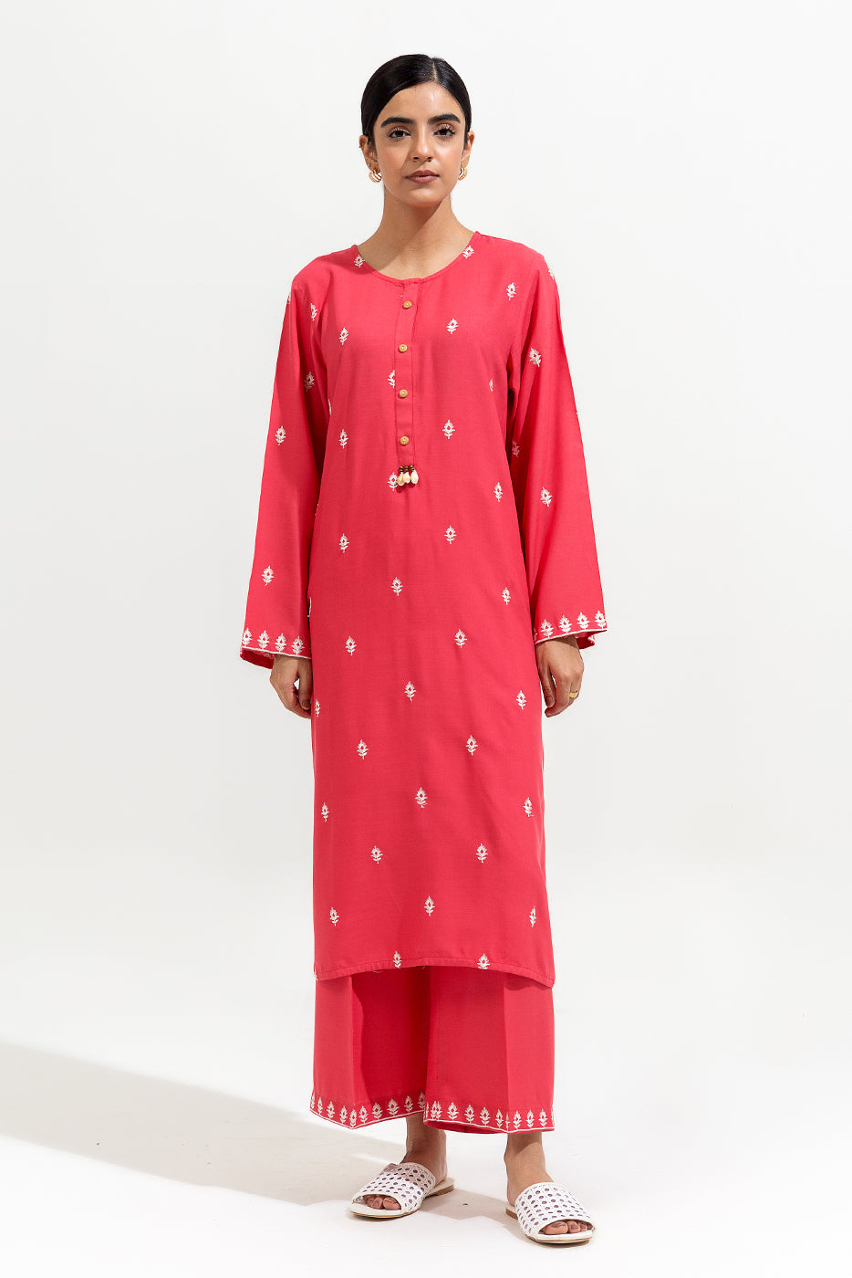 2 PIECE EMBROIDERED VISCOSE SUIT (PRET)