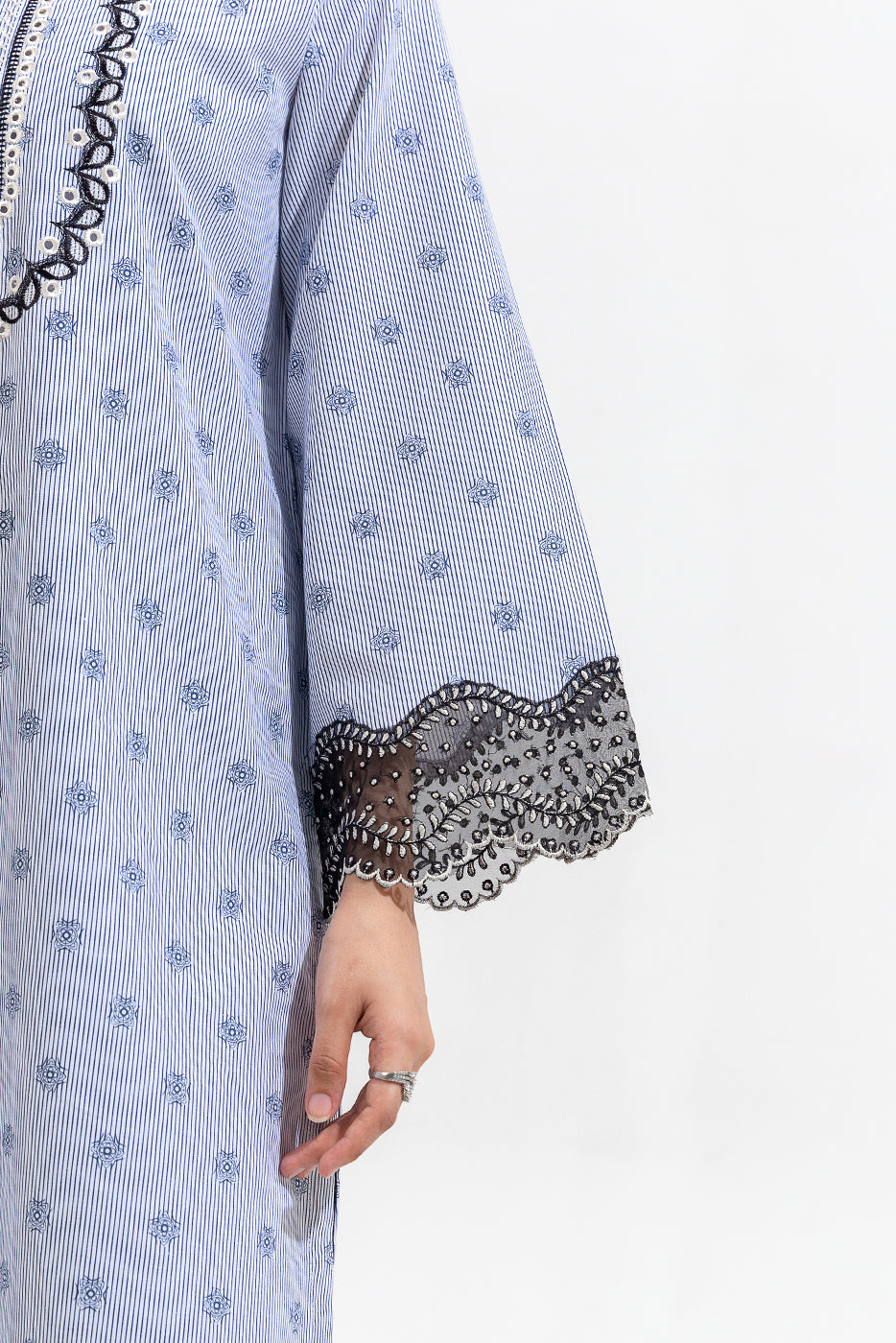 2 PIECE EMBROIDERED YARN DYED SUIT (PRET)