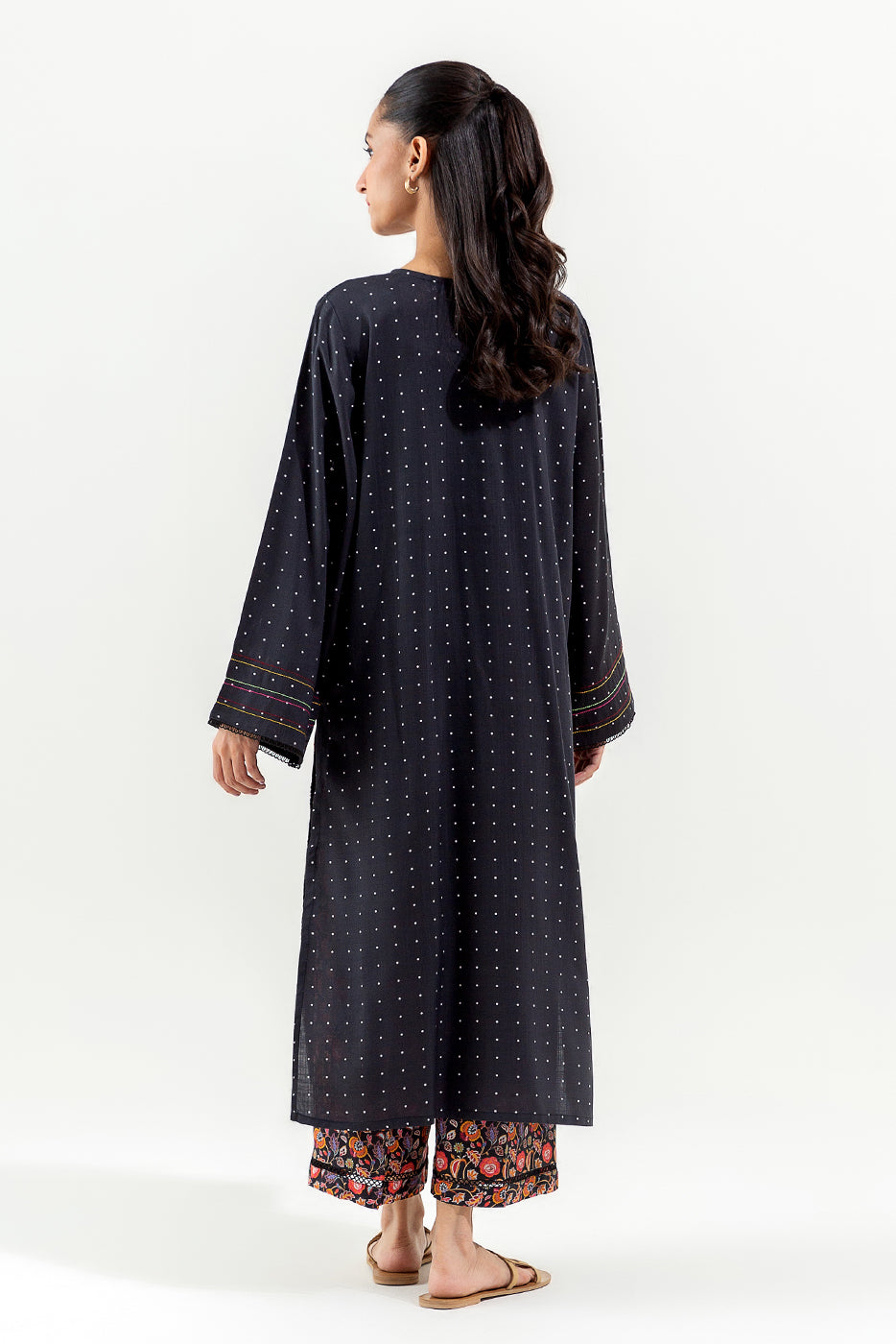 2 PIECE PRINTED LAWN SUIT (PRET)