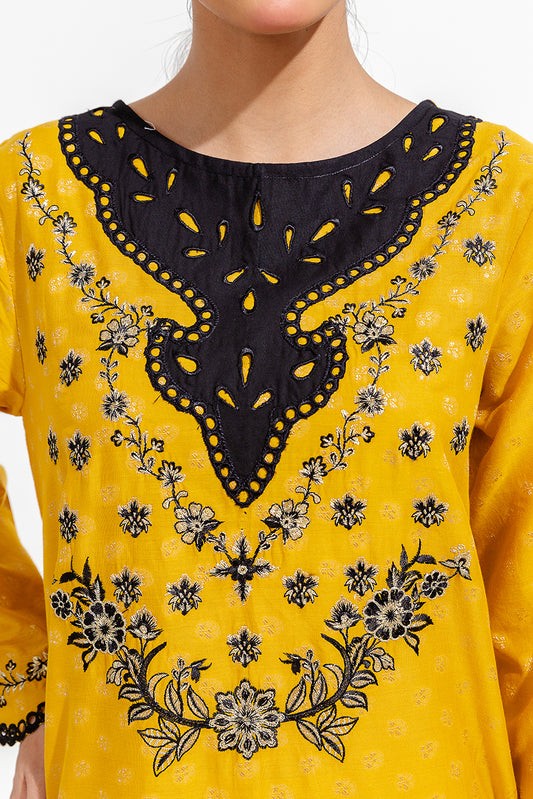 2 PIECE EMBROIDERED JACQUARD SUIT (PRET)