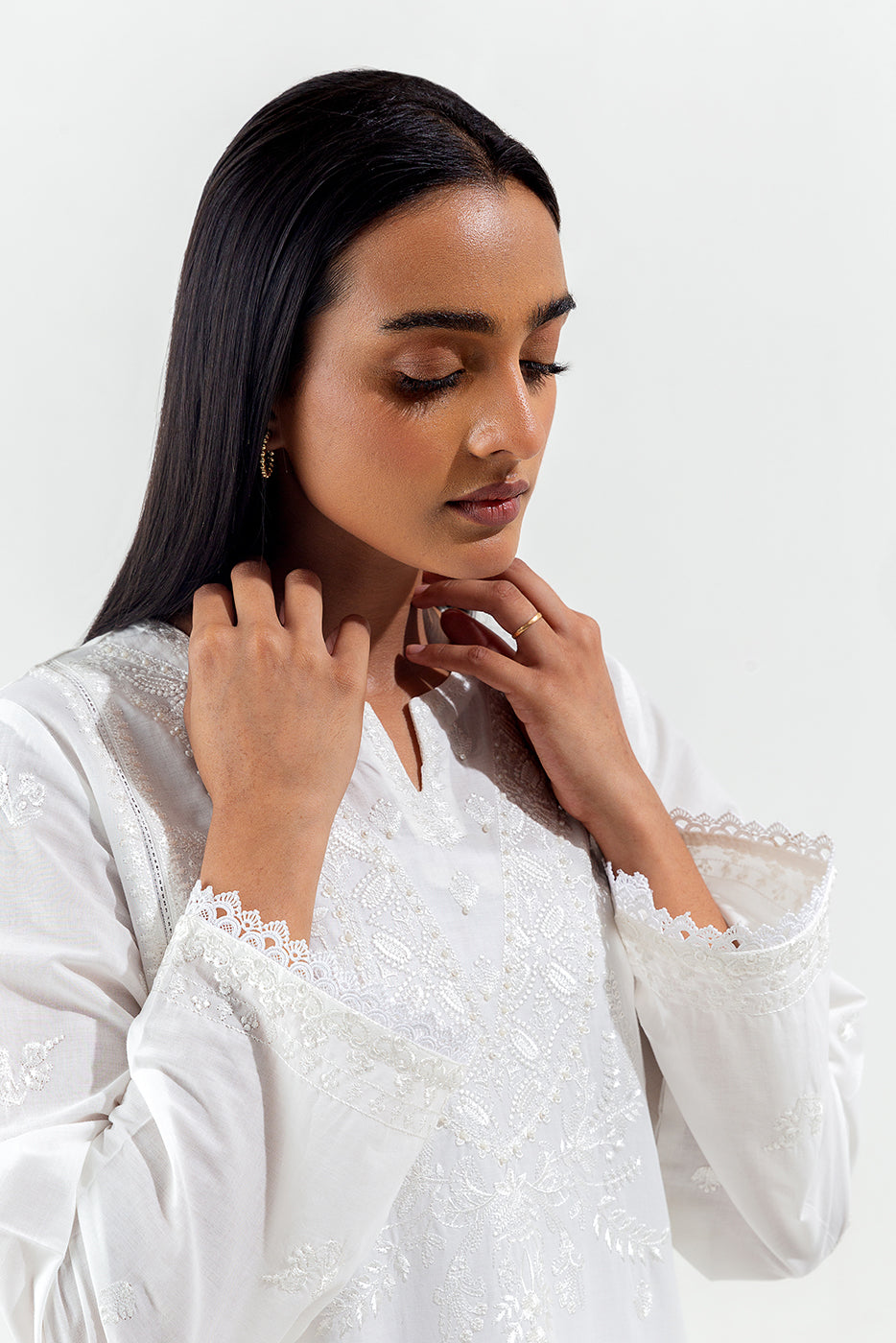 EMBROIDERED LAWN SHIRT (PRET)