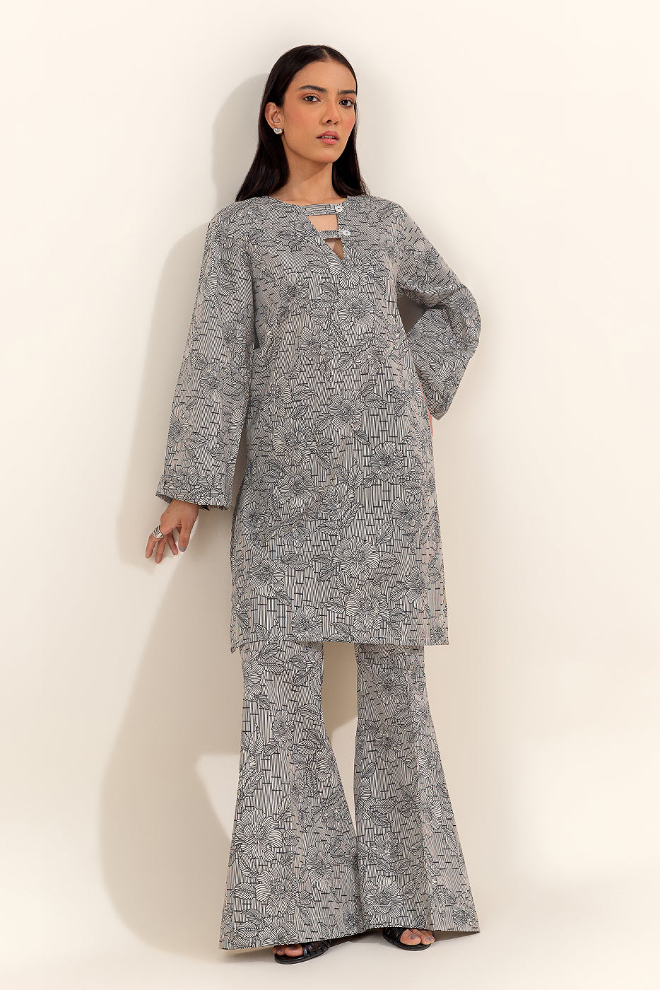 2 PIECE PRINTED LAWN SUIT-BEIGE HUES (UNSTITCHED)