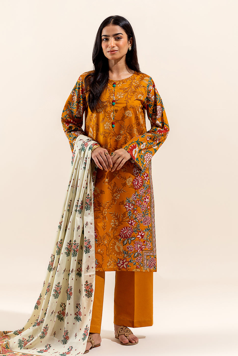 3 PIECE EMBROIDERED LAWN SUIT-CREWEL APRICOT (UNSTITCHED)