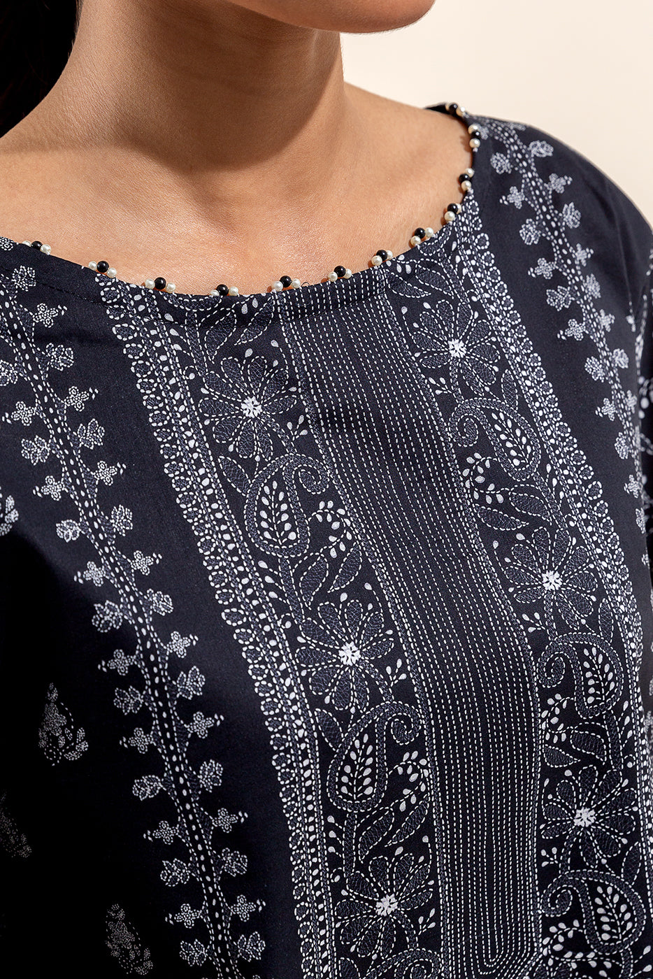 3 PIECE PRINTED LAWN SUIT-SABLE STONE (UNSTITCHED)