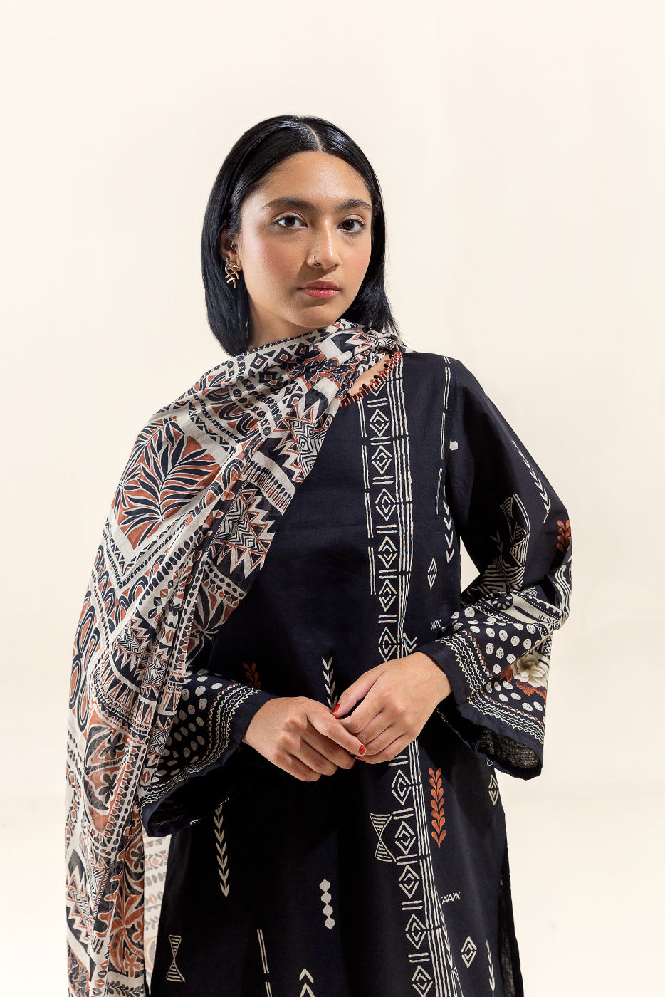 3 PIECE PRINTED LAWN SUIT-RAVEN GILD (UNSTITCHED)