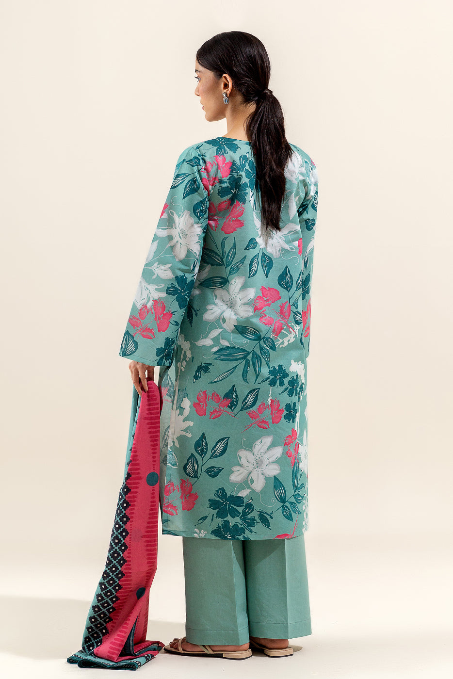 3 PIECE PRINTED LAWN SUIT-TENDER LEAF (UNSTITCHED)