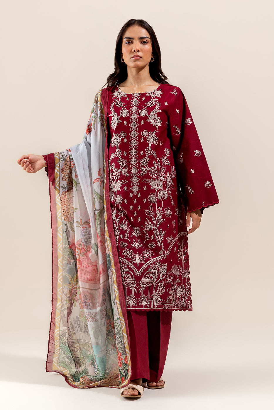 3 PIECE EMBROIDERED LAWN SUIT-GARNET MUSE (UNSTITCHED)