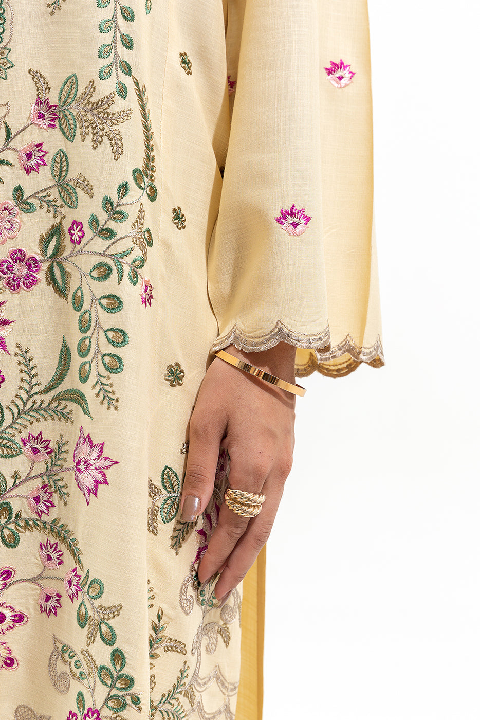 2 PIECE EMBROIDERED VISCOSE SUIT (PRET)