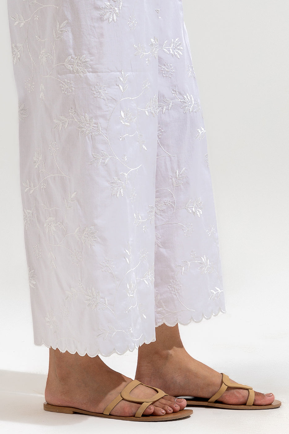 EMBROIDERED CULOTTE PANTS