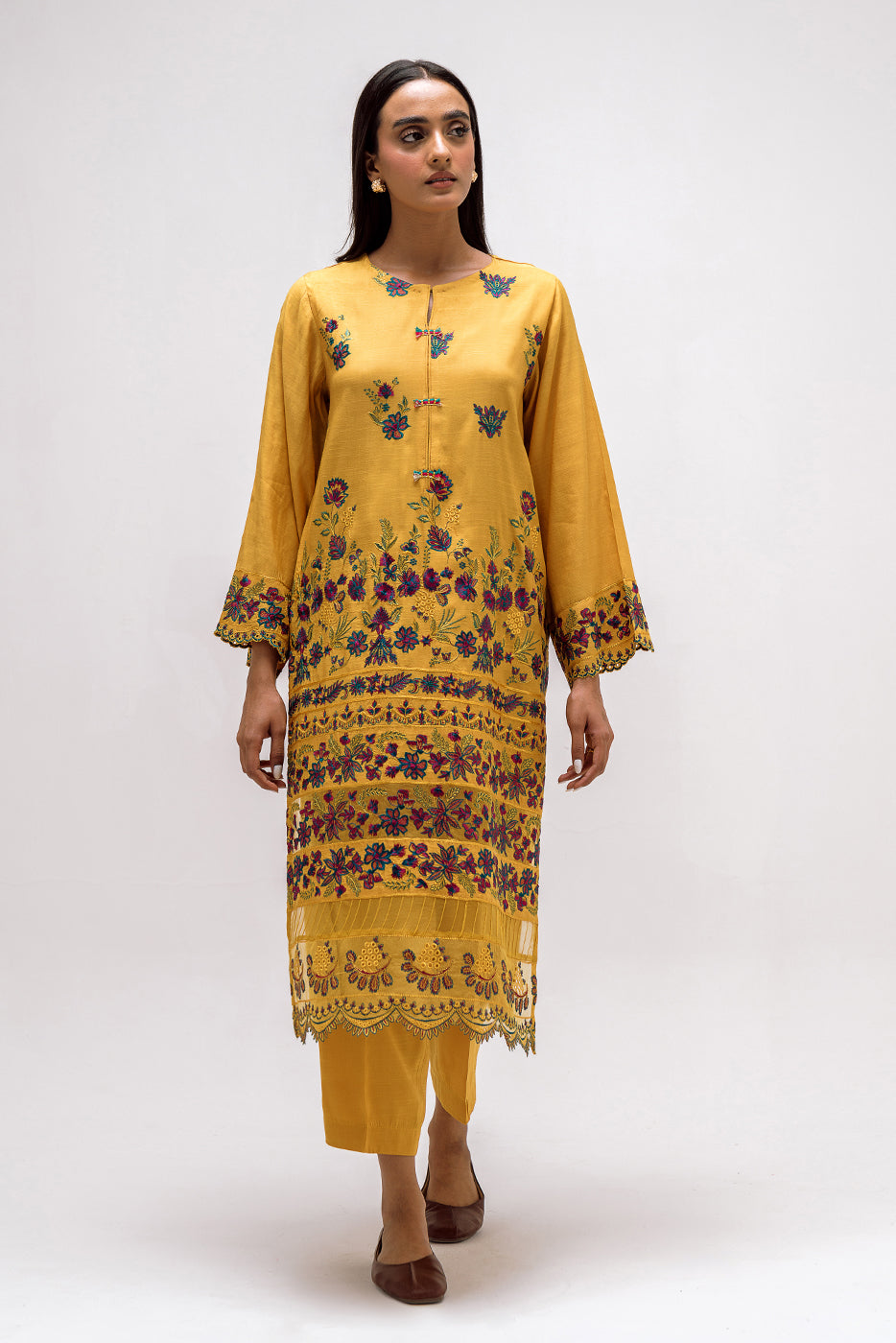 2 PIECE EMBROIDERED SILK SUIT (LUXURY-PRET)