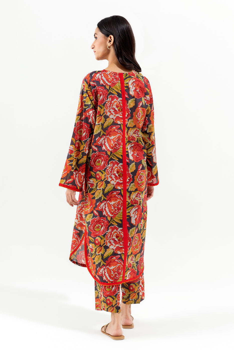 2 PIECE PRINTED LAWN SUIT (PRET)