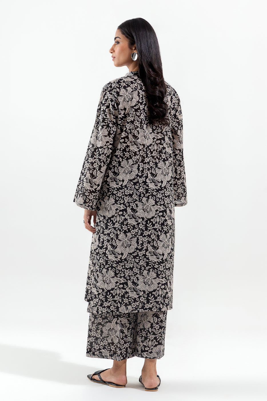 2 PIECE PRINTED LAWN SUIT (PRET)